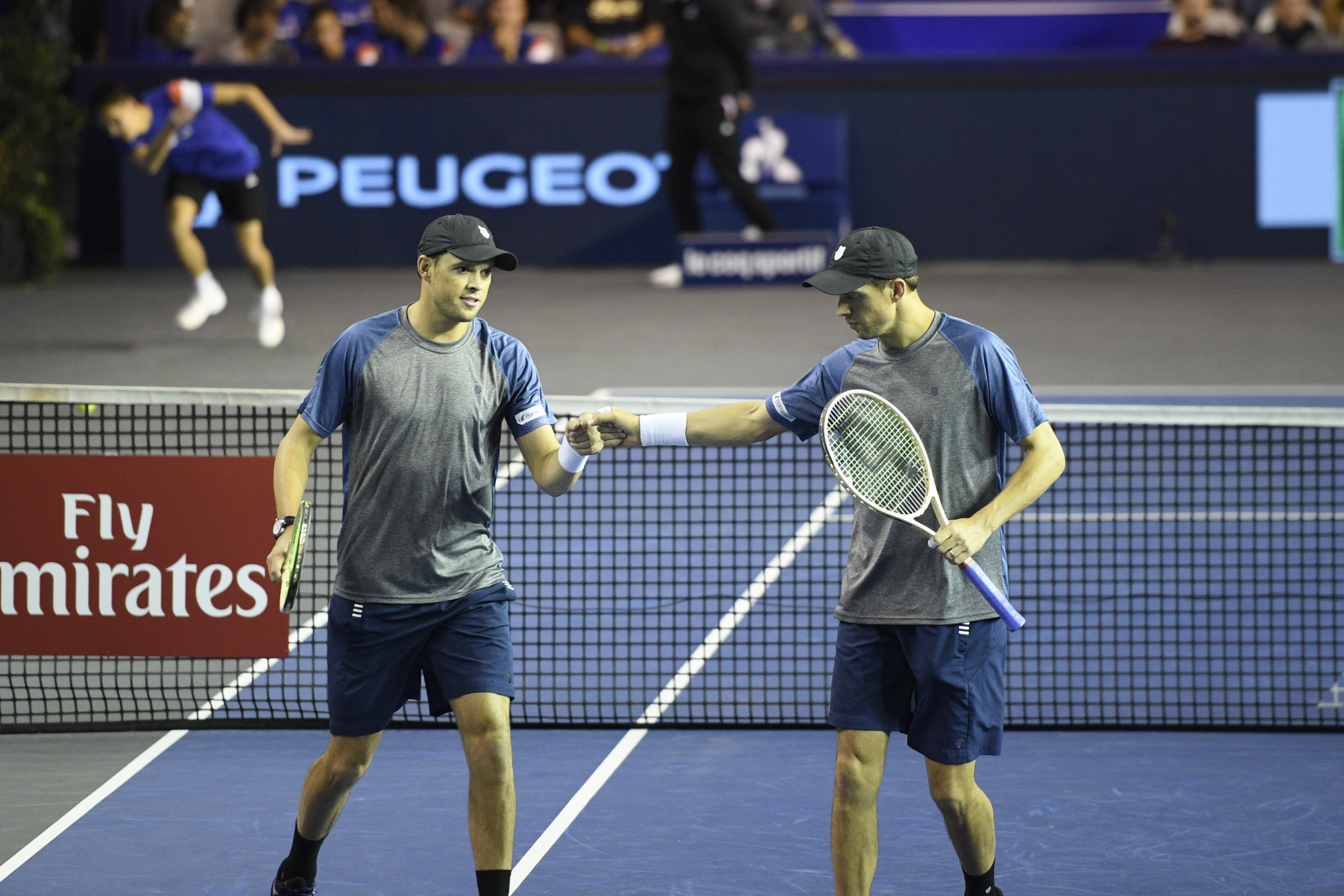 Bros Join The Washington Kastles